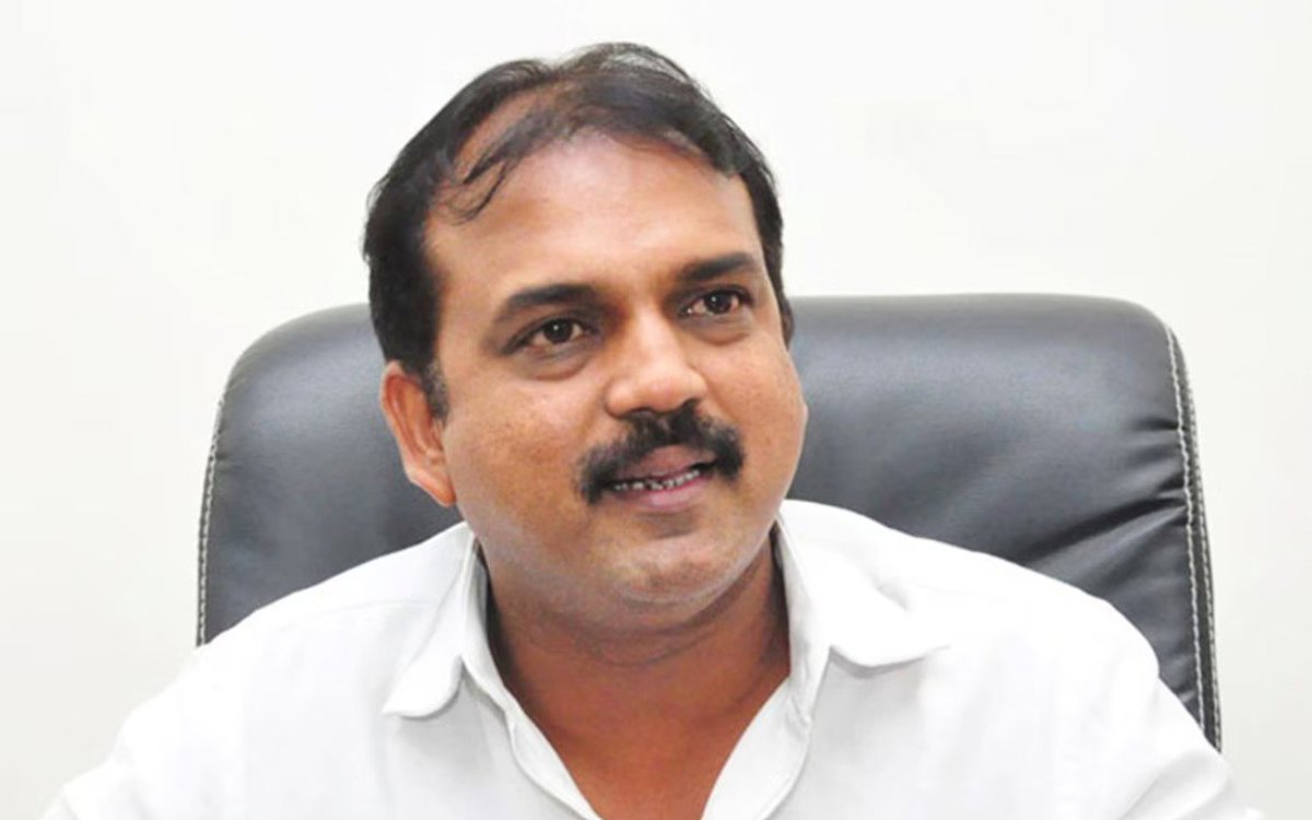 Blockbuster Director, Zero Offers - Koratala Siva Faces Setbacks