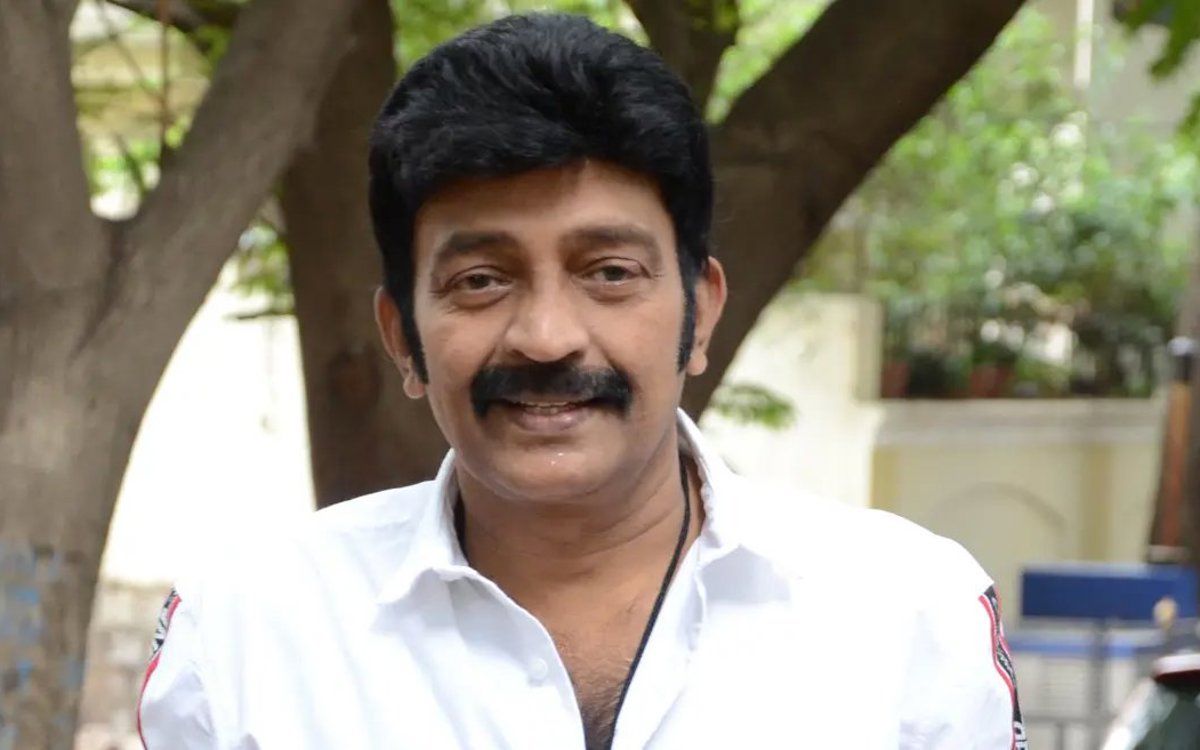 శర్వానంద్ బైకర్ చిత్రంలో రాజశేఖర్ విభిన్న పాత్రలను పోషించారు