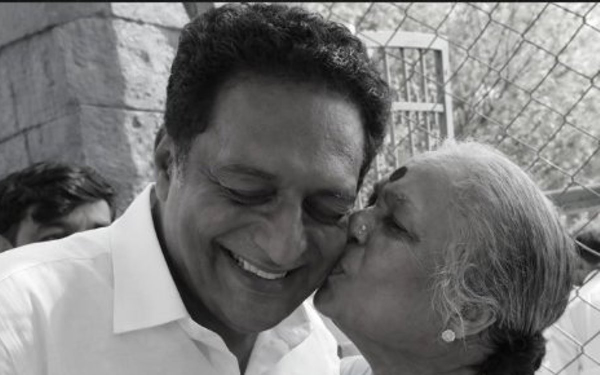 Prakash Raj Mourns His Mother's Passing, Industry Pays Tribute