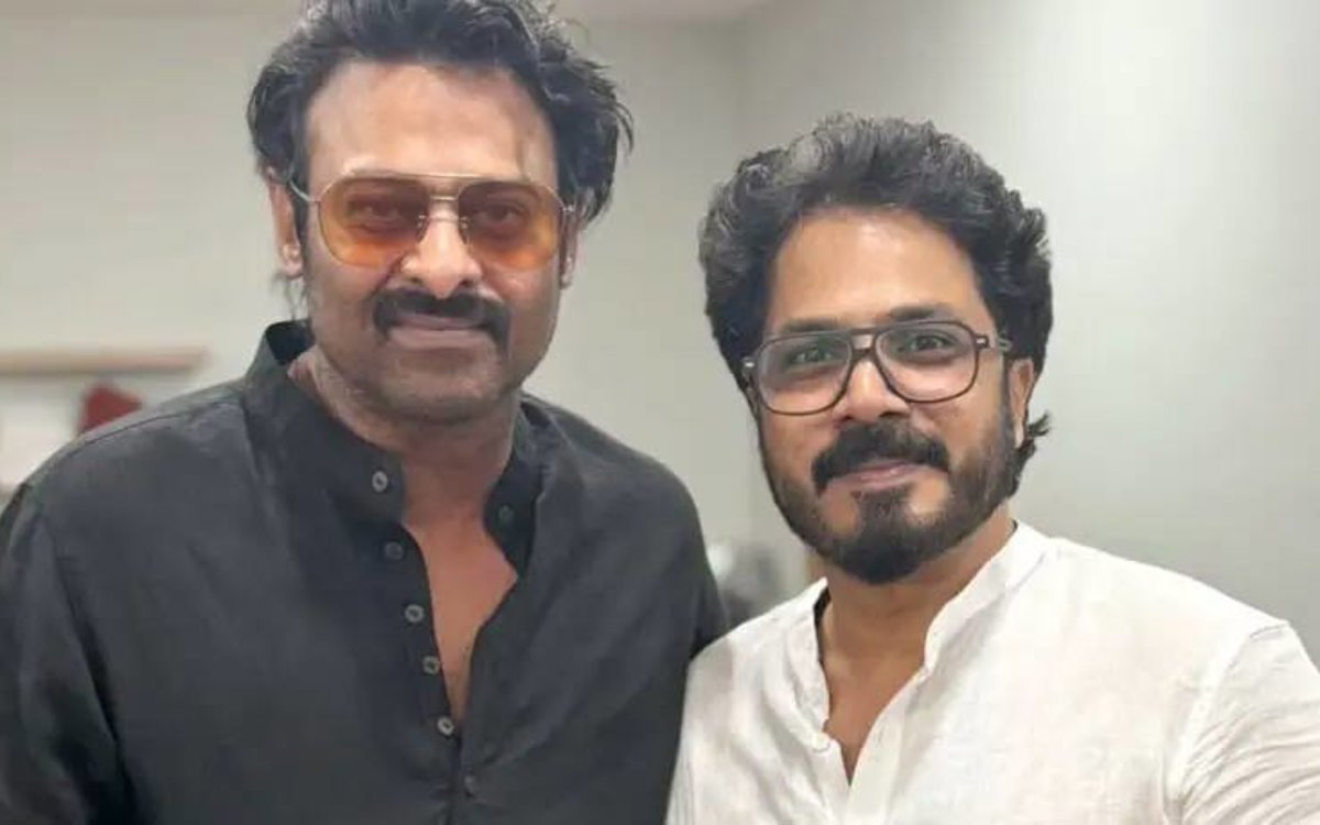 ప్రభాస్ మలయాళ దర్శకుడు దింజిత్ అయ్యతన్తో జట్టుకట్టాడు