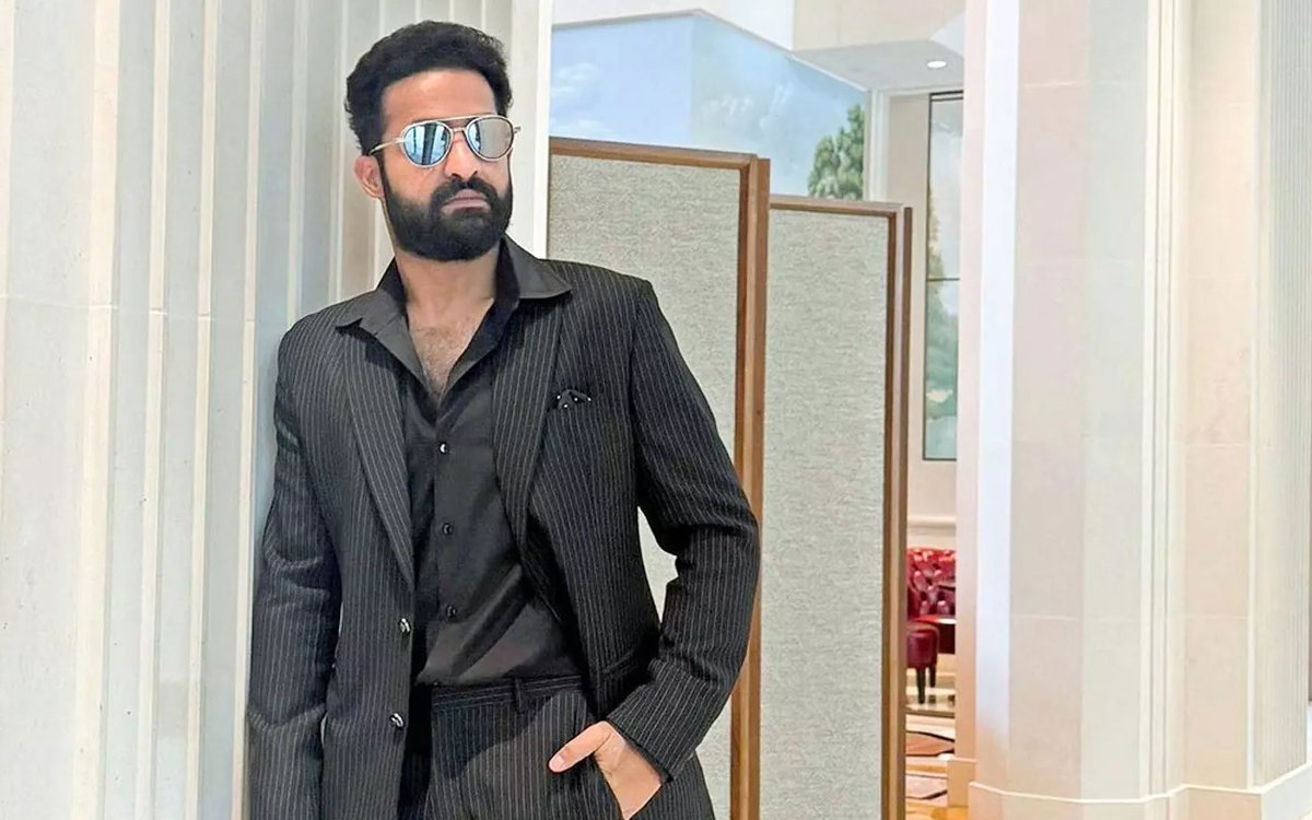 హైదరాబాద్లో డ్రాగన్ షూటింగ్ మధ్య ఎన్టీఆర్ గ్రాండ్ బర్త్డే వేడుకలకు ఆతిథ్యం ఇవ్వనున్నారు.