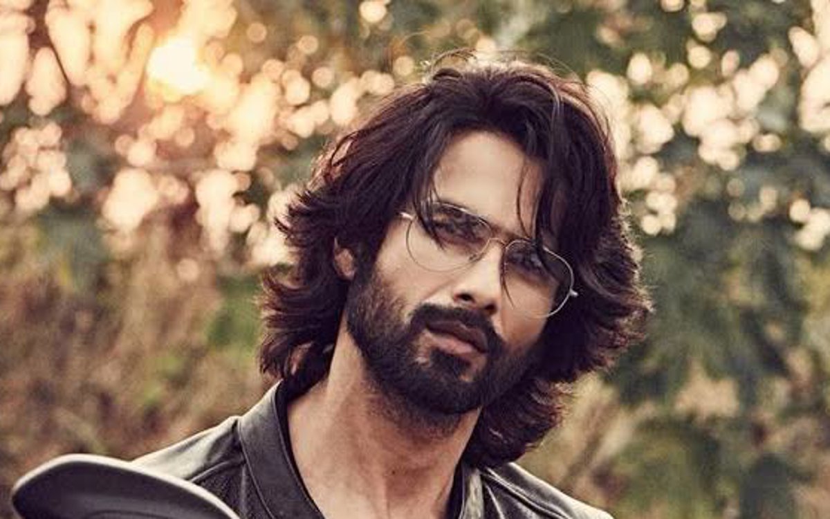 ఎన్టీఆర్ 'డ్రాగన్'లో టోవినో థామస్ స్థానంలో షాహిద్ కపూర్?