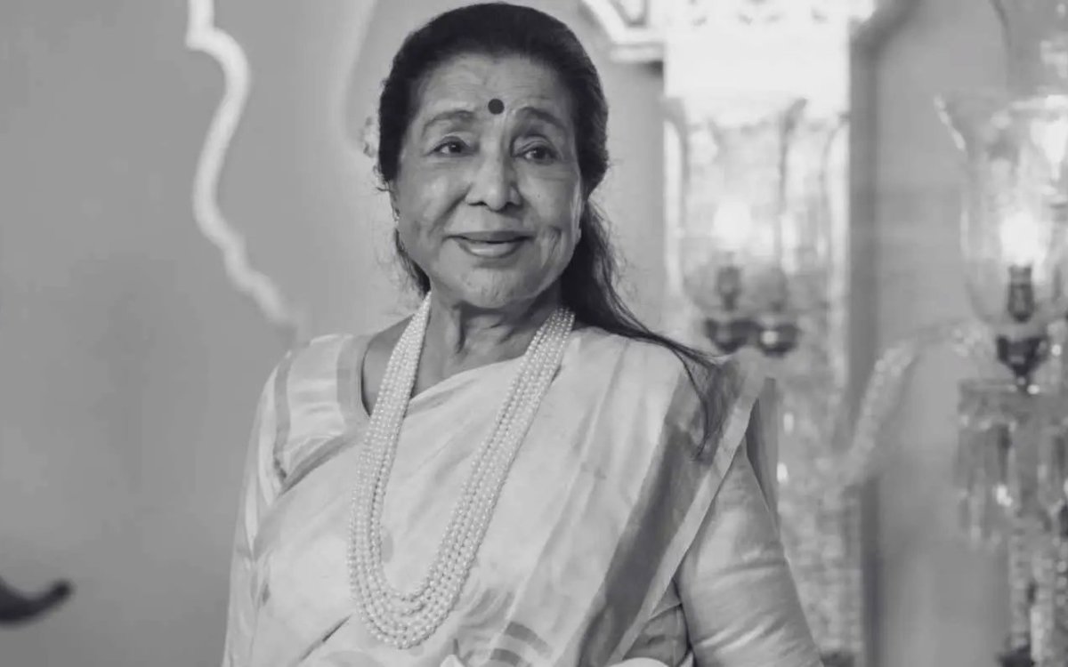 ఆశా భోంస్లే: ఎల్లలు లేని స్వరం ఇక లేదు. దేశం కన్నీరు