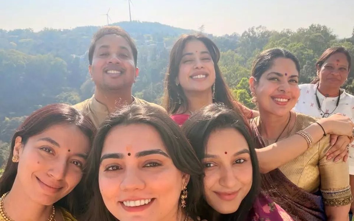 పెద్ది విడుదల నేపథ్యంలో తిరుమలతో తనకున్న ఆధ్యాత్మిక అనుబంధాన్ని పంచుకున్న జాన్వీ కపూర్