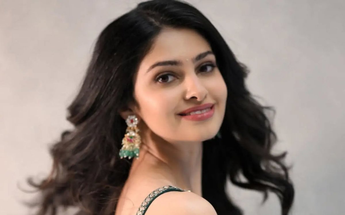 పెద్ది స్పెషల్ సాంగ్ కోసం చర్చల్లో మానస వారణాసి? చరణ్ భారీ చిత్రంపై లేటెస్ట్ అప్డేట్