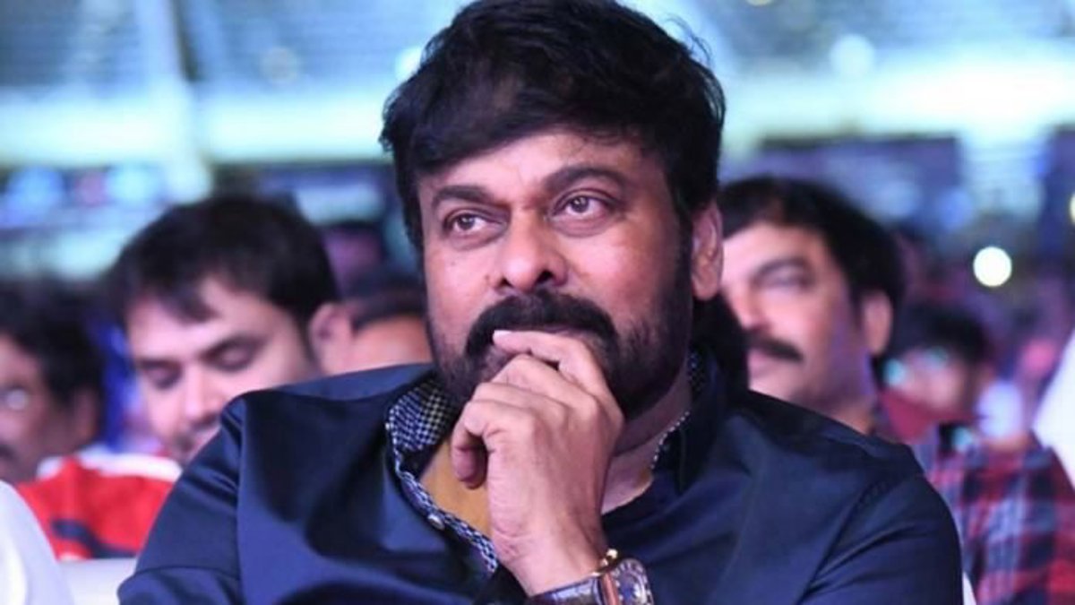 Chiranjeevi Monitors Peddi Release as Industry Resolves Theatre Dispute