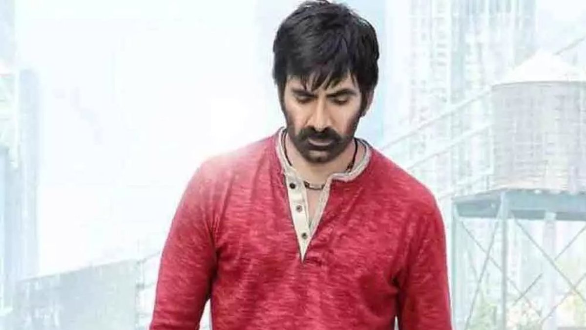 రవితేజ మరియు మారుతి కాంబినేషన్ బజ్: పీపుల్ మీడియా ఫ్యాక్టరీతో క్రేజీ ప్రాజెక్ట్ కోసం చర్చలు ప్రారంభం