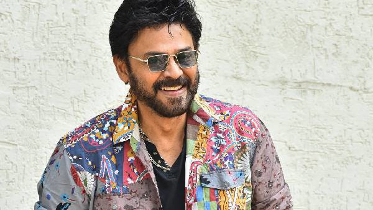 వెంకటేష్ బిజీ షెడ్యూల్: 'ఆదర్శ కుటుంబం' మరియు అనిల్ రావిపూడి సినిమాలతో కుస్తీ