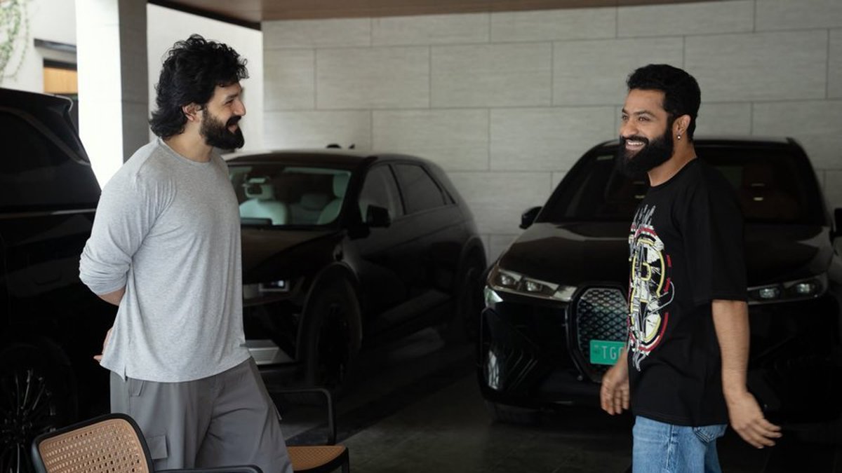 ఎన్టీఆర్ పవర్ఫుల్ వాయిస్ ఓవర్తో అఖిల్ అక్కినేని 'లెనిన్' గ్రాండ్ స్టార్ట్