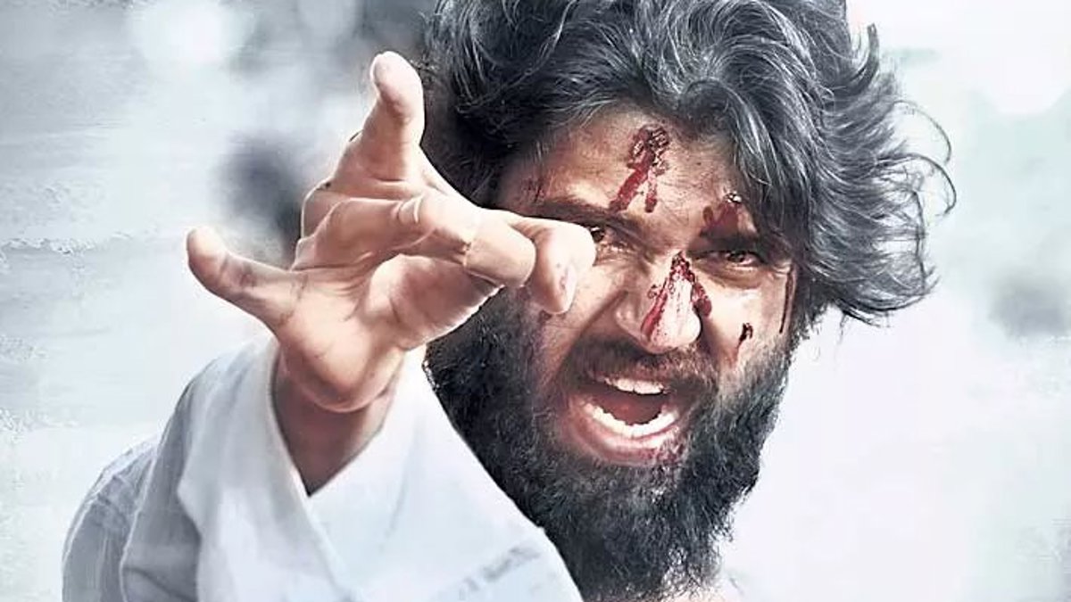 Vijay Deverakonda to Boost Anand’s Epic: First Semester at Pre-Release Event