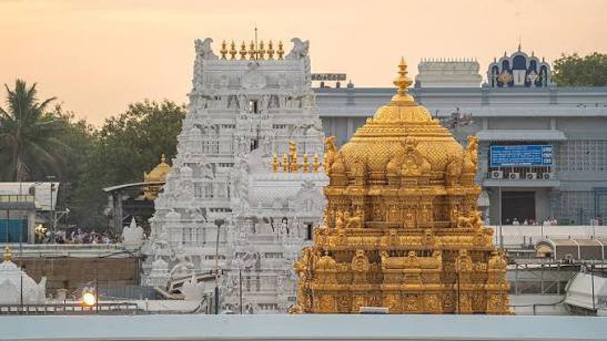చంద్రబాబు నాయుడు తిరుమల-తిరుపతి ప్రక్షాళన ప్రకటన: భక్తులకు ఇన్సూరెన్స్, 5,000 ఆలయాలు, పర్యావరణ పరిరక్షణ