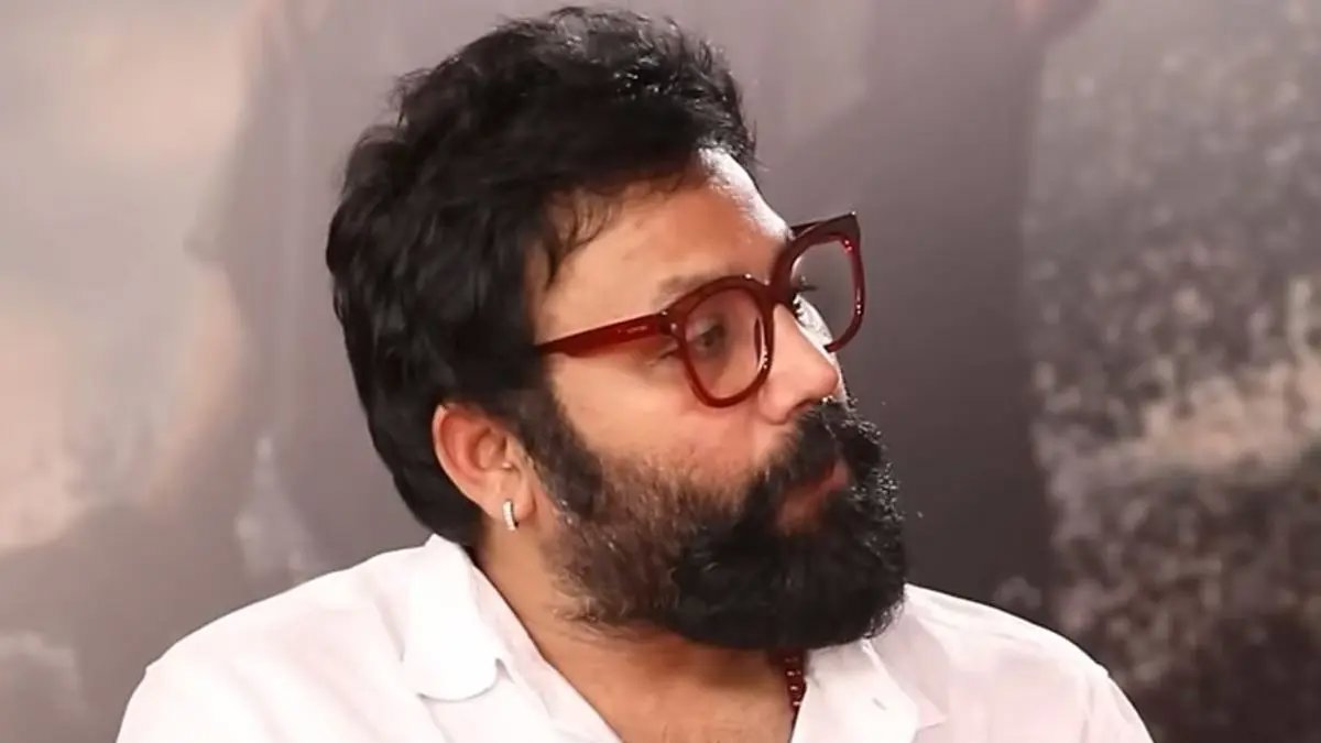 Sandeep Reddy Vanga Urges Audiences to Watch Vijay Deverakonda's Ranabaali