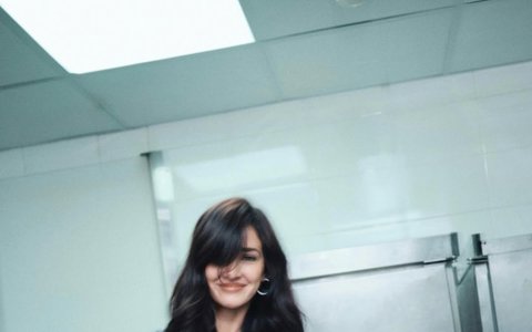 మిడ్‌నైట్ మూవ్స్ 🖤