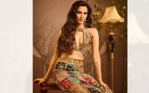 భువనేశ్వర్‌లో జరిగిన గ్రాండ్ ఫినాలేలో మిస్ ఇండియా 2026 కిరీటాన్ని కైవసం చేసుకున్న సాధ్వి సతీష్ సెయిల్