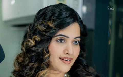 Sravanthi Chokkarapu - Timeless Elegance