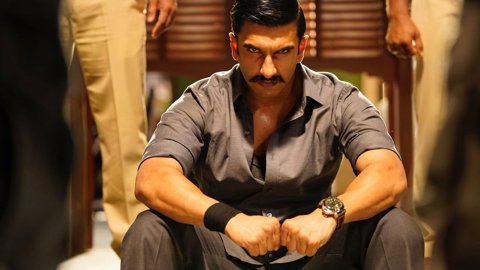 రణవీర్ సింగ్ నిష్క్రమణతో ఫర్హాన్ అక్తర్ 'డాన్ 3'కి భారీ చిక్కులు
