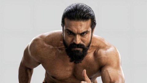 రామ్ చరణ్ 'పెద్ది' ఫైనల్ ఎడిట్ లాక్, భారీ ప్రీ-రిలీజ్ ఈవెంట్‌కు ప్లాన్