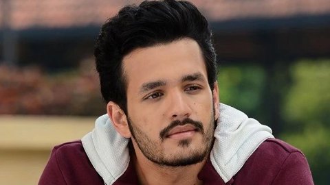 ‘లెనిన్’ ప్రమోషన్స్లో అఖిల్ అక్కినేని వినయం.. ఫిదా అవుతున్న అభిమానులు