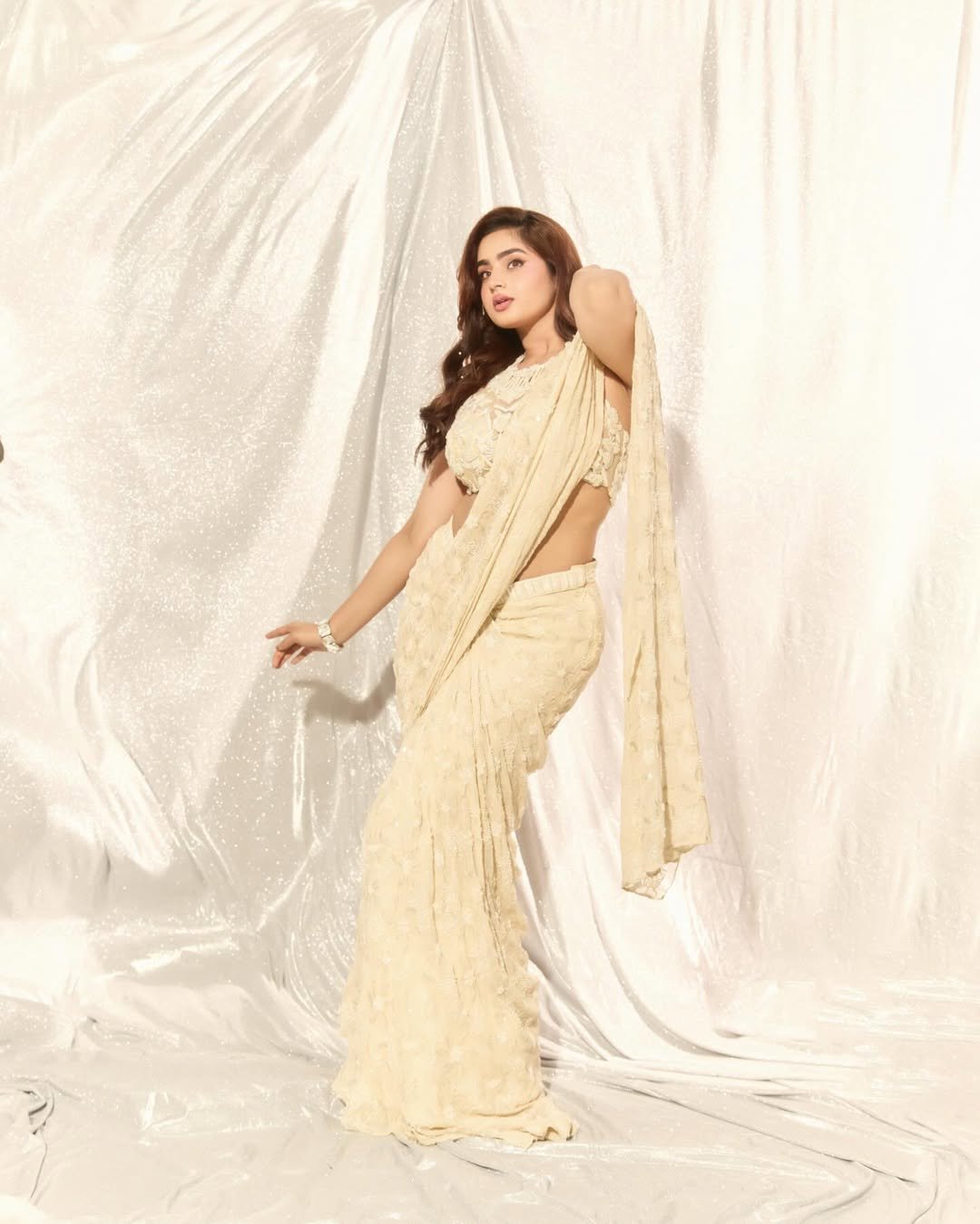 Ayesha Khan - Poetry in Ivory - 2