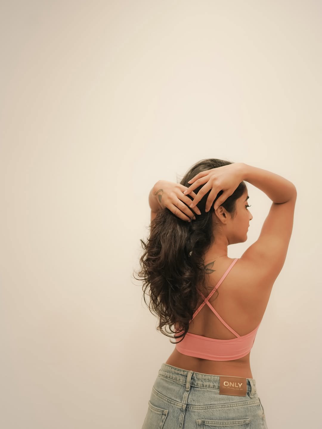 Casual & Confident Deepthi Sunaina - 3