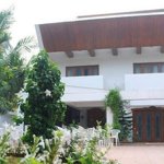 హైదరాబాద్ ఫైనాన్షియల్ డిస్ట్రిక్ట్‌లో విలాసవంతమైన భవన నిర్మాణాన్ని ప్రారంభించిన ప్రభాస్
